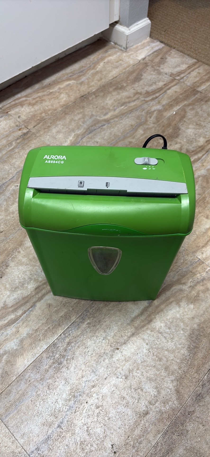 Aurora AS894CG 8-Sheet Crosscut Shredder