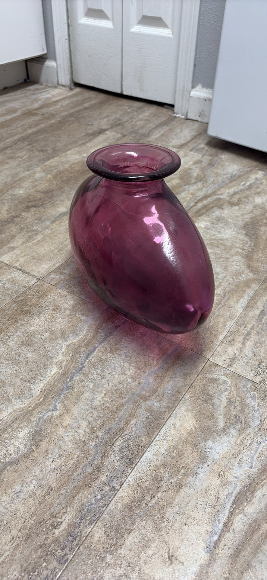 Blown Glass - Purple Flattened Glass Vase - Good used condition - photo 2